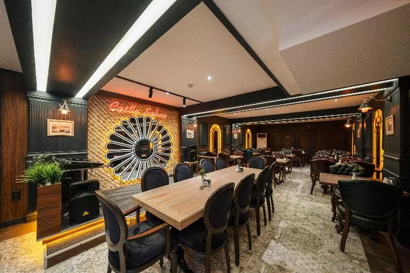 Hotel Castle Old Town