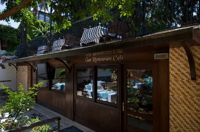 Hotel Castle Old Town