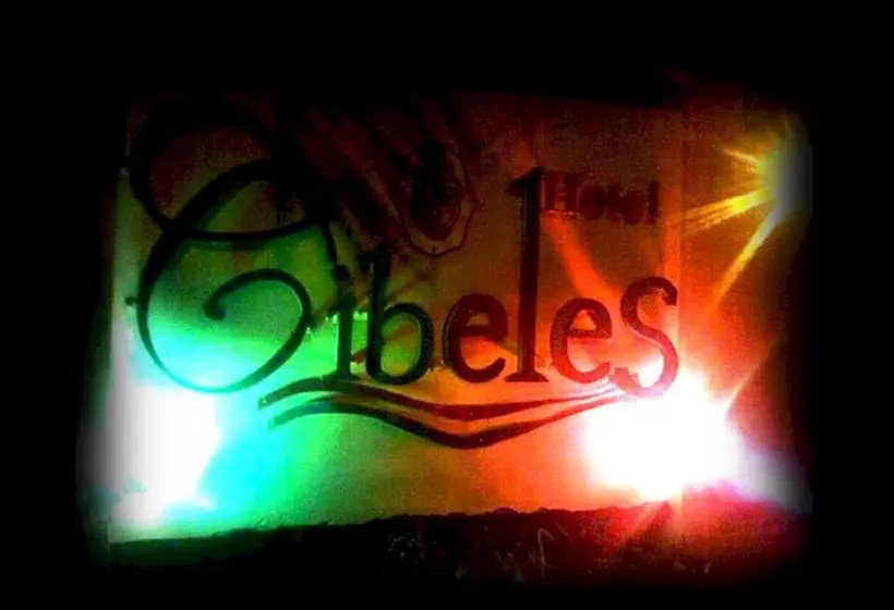 هتل Cibeles La Ceiba