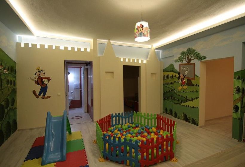 Daisy Garden Resort Hotel  All Inclusive