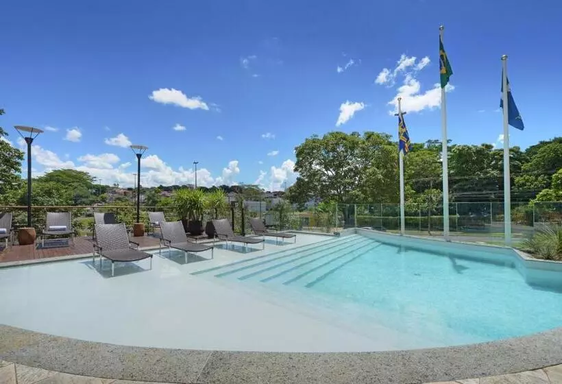 فندق Deville Prime Campo Grande