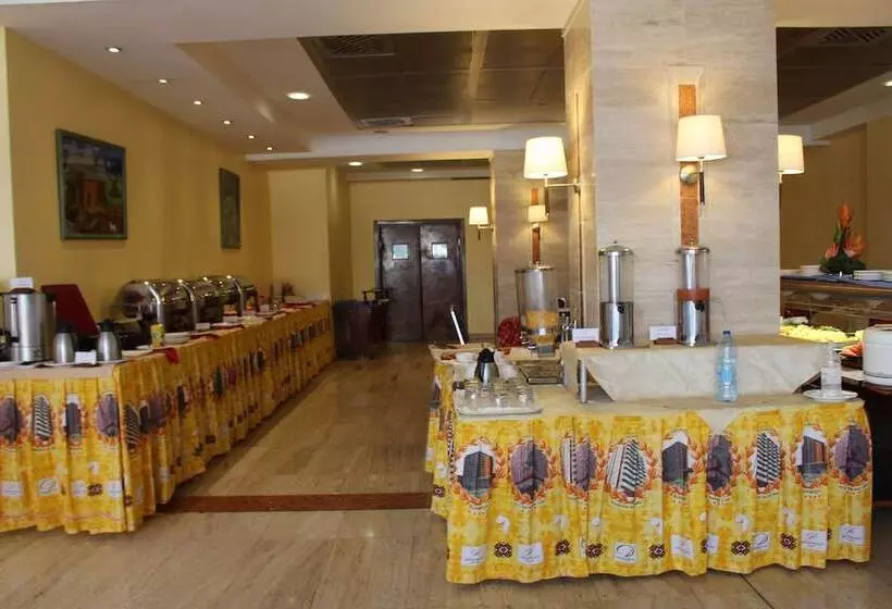 هتل Djeuga Palace