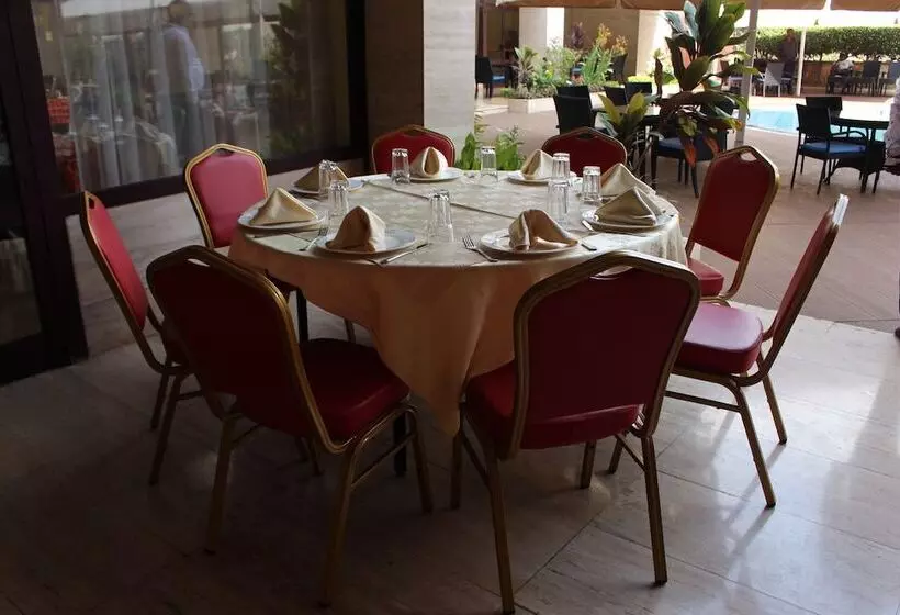 هتل Djeuga Palace