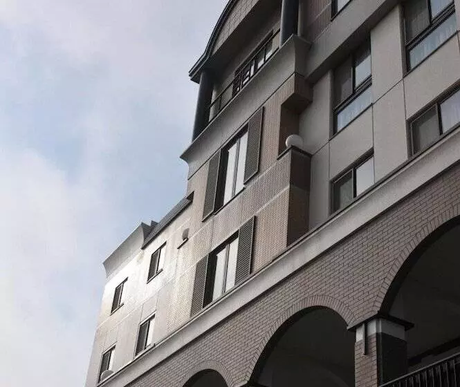 Отель Furano Hops