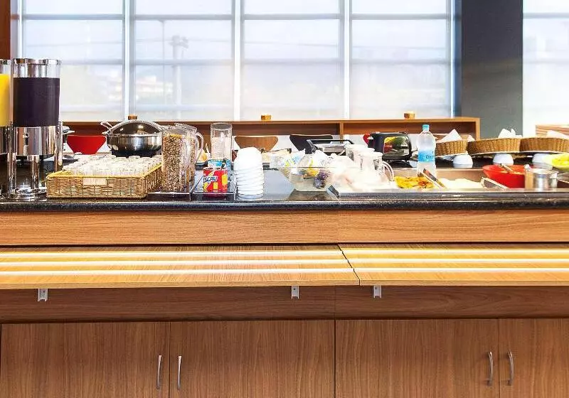 호텔 Ibis Mogi Das Cruzes Shopping