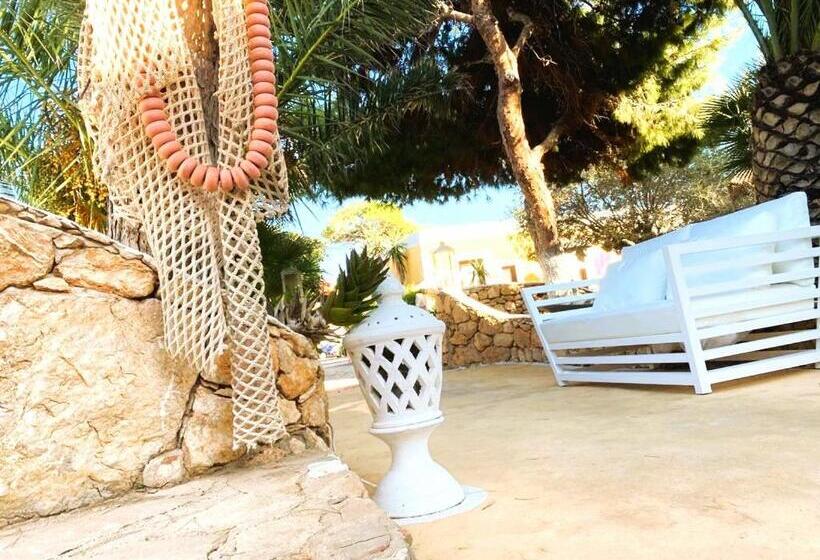 בית מלון כפרי Luagos Club