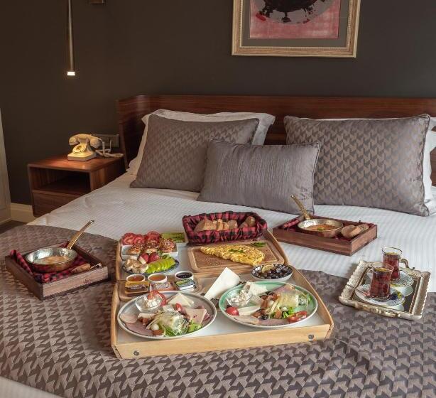 Hotel Miniature  Ottoman Mansion