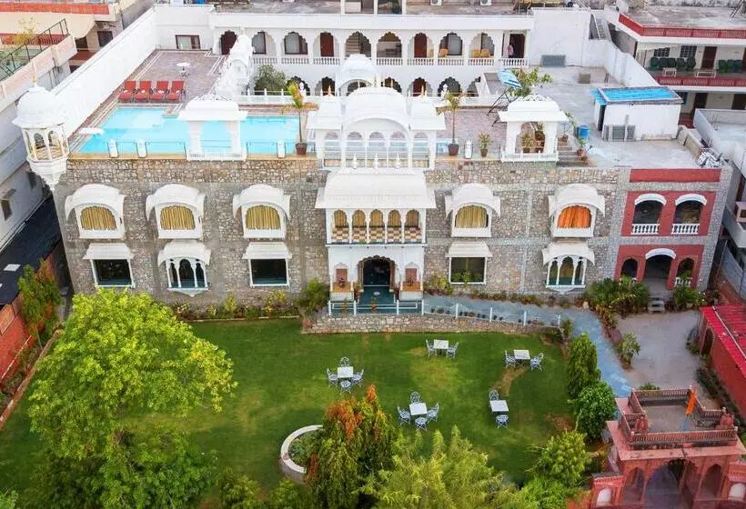 هتل Rajasthan Palace