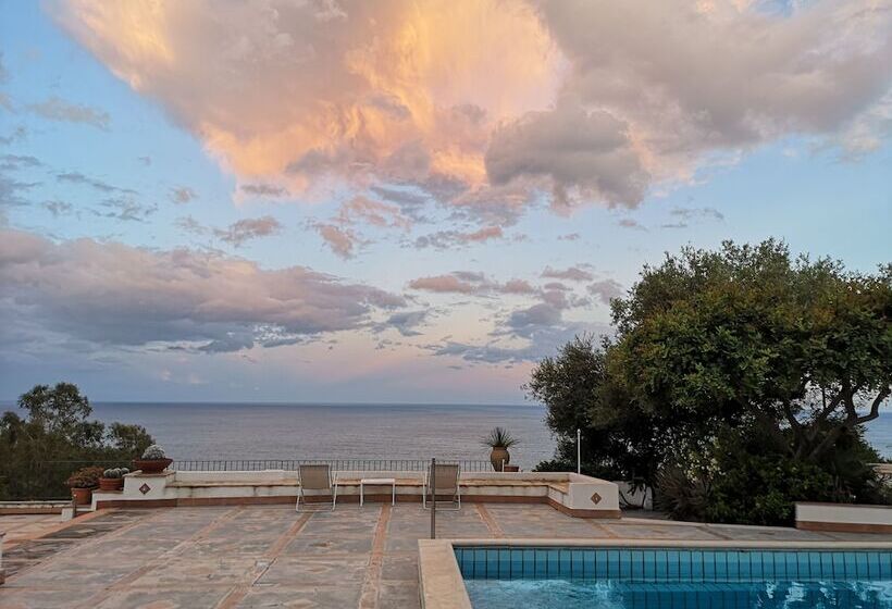 فندق Residence Terra Rossa Taormina