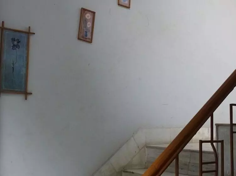 Hotel Teerth Guest House