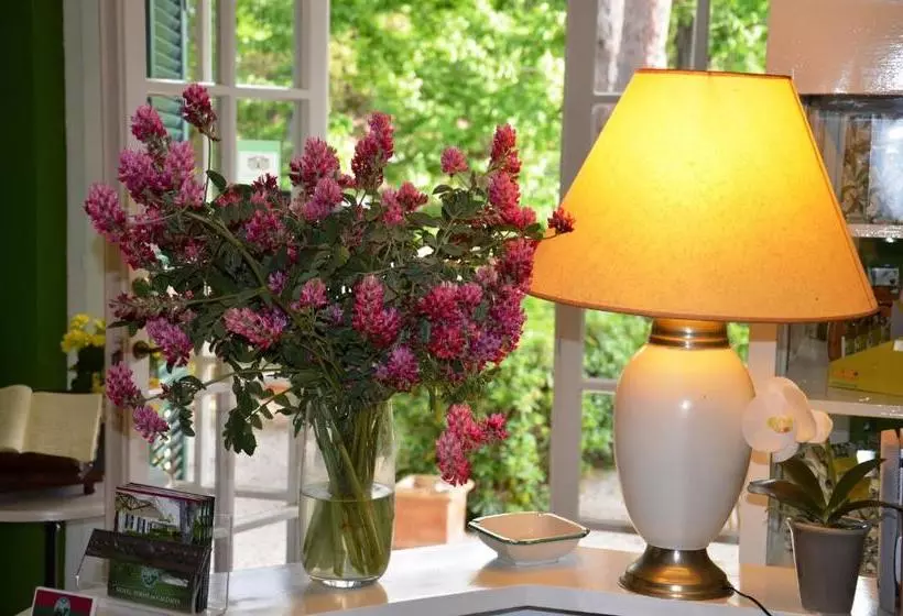 هتل Villa Terme Di Caldana B&b