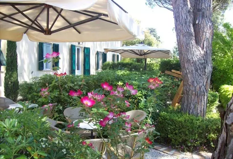 هتل Villa Terme Di Caldana B&b