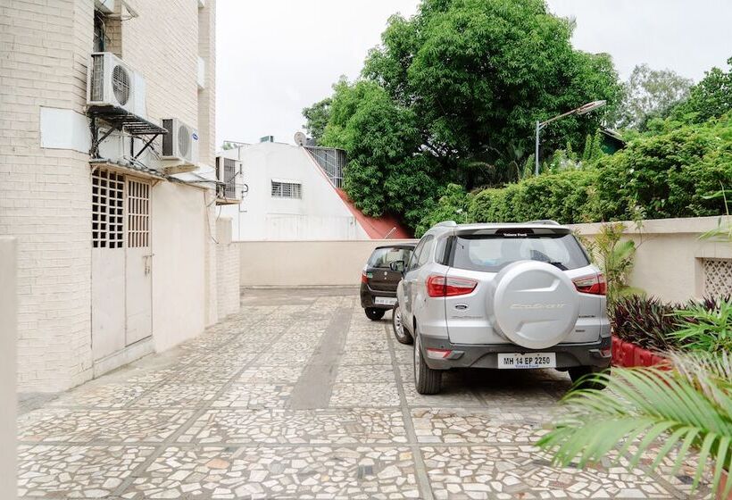 Hotelli Treebo Sahara Shivaji Nagar