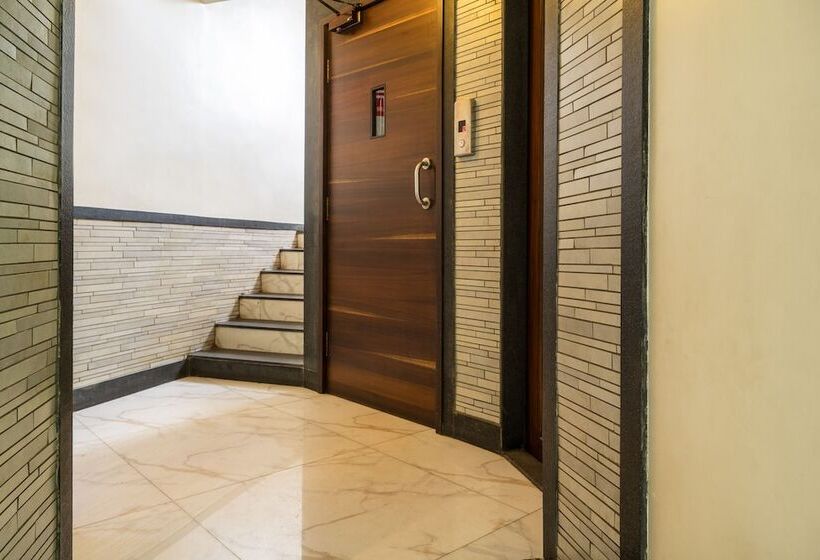 Hotelli Treebo Sahara Shivaji Nagar