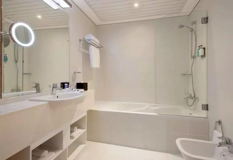 Hotelli Tryp By Wyndham Abu Dhabi City Center