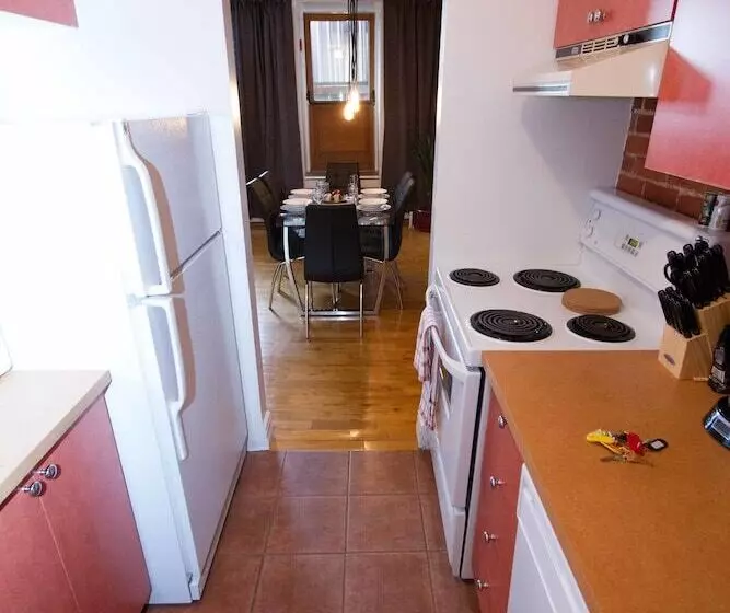 Likeahotel   Les Mcgill, Vieux Montreal
