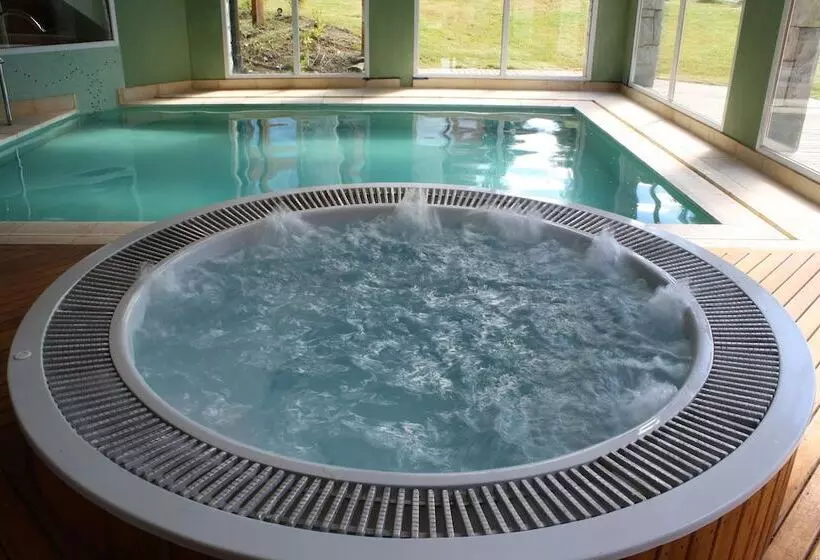 Los Robles Apart & Spa