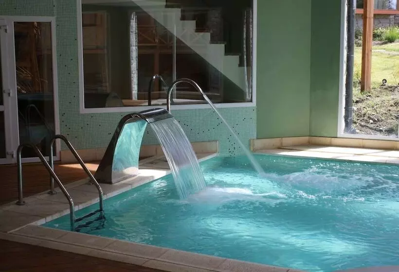 Los Robles Apart & Spa