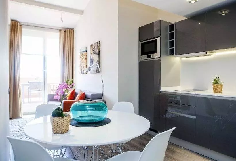 Mercedes Heritage Apartments