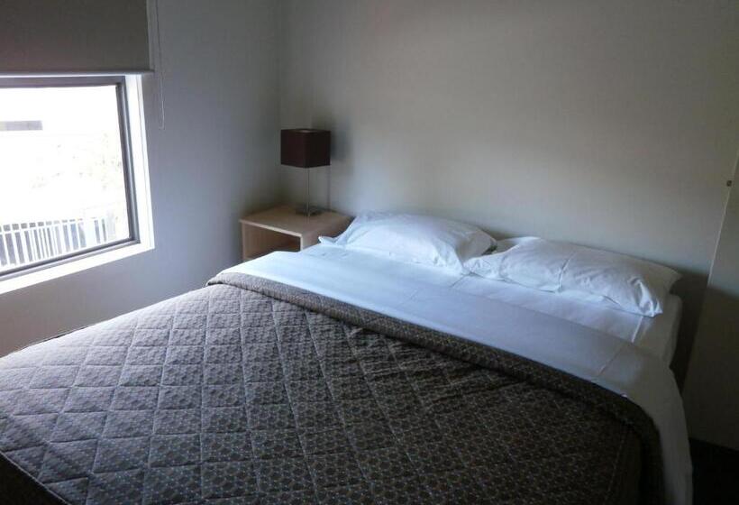 Sovereign Views Apartments