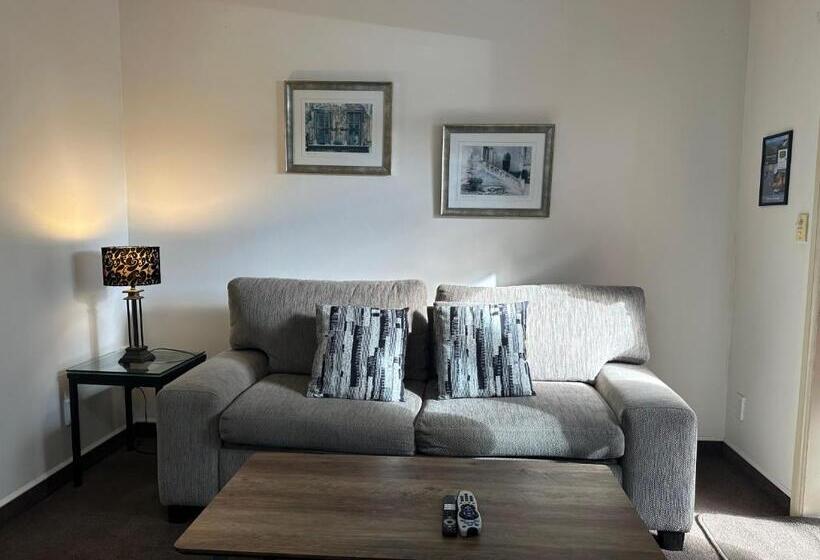 Tuscany Villas Whakatane