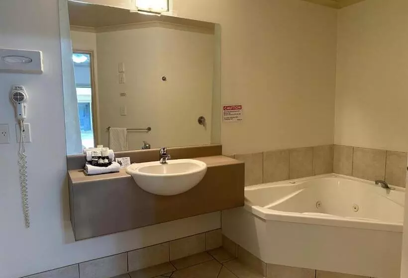 Tuscany Villas Whakatane