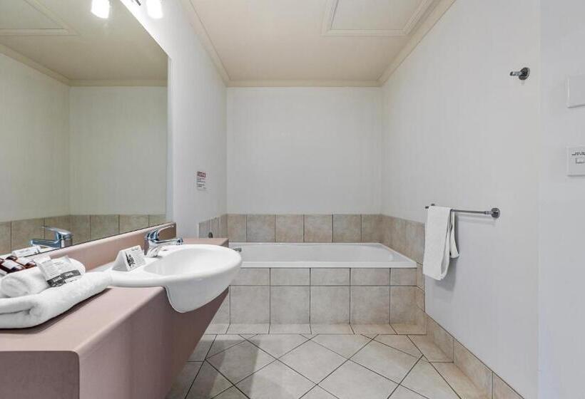 Tuscany Villas Whakatane