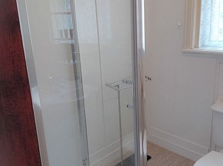 צימר Home And Away Guesthouse