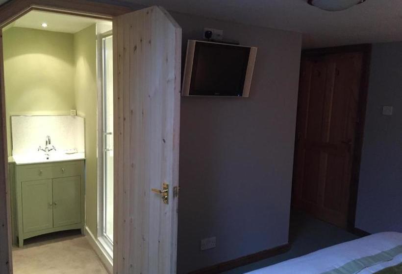 Bed and Breakfast Lodge At Lochside