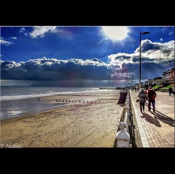 צימר Home And Away Guesthouse