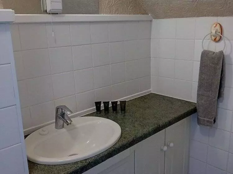 צימר Home And Away Guesthouse