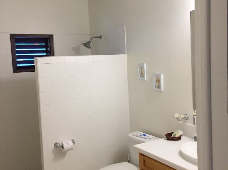 Buccaneer Beach Club