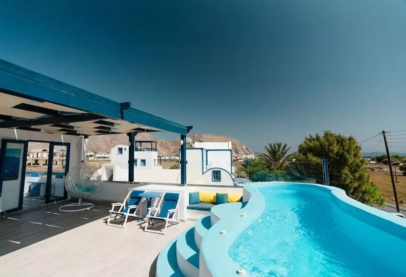 Honeymoon Beach Studios