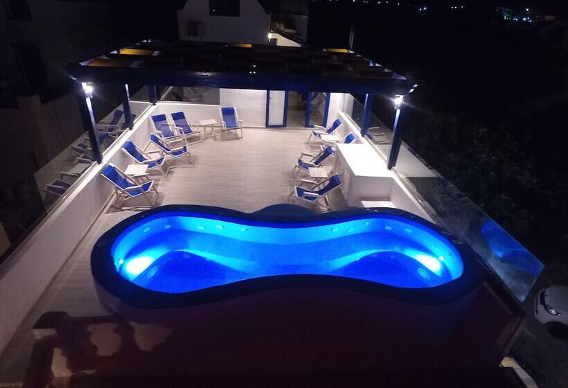 Honeymoon Beach Studios