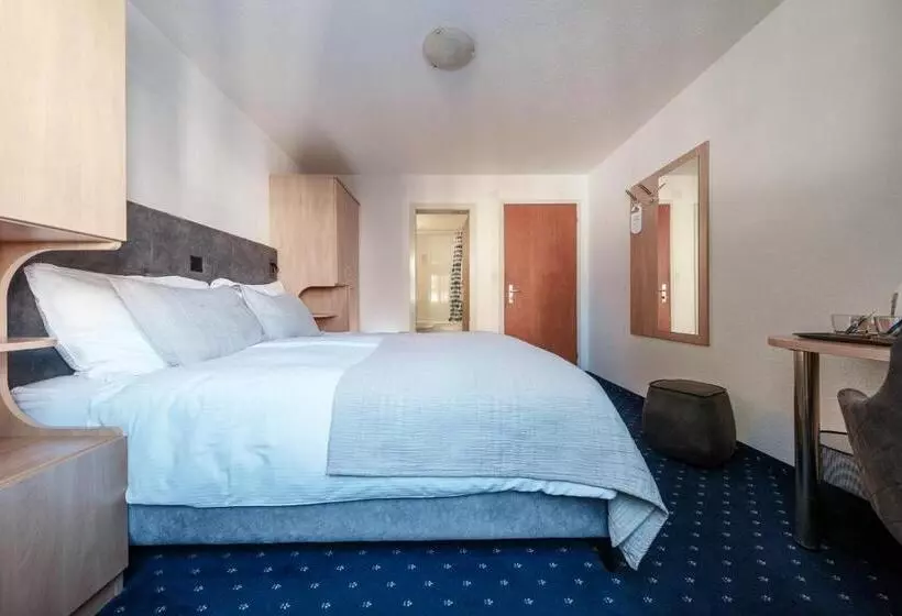 ホテル Bunda Davos