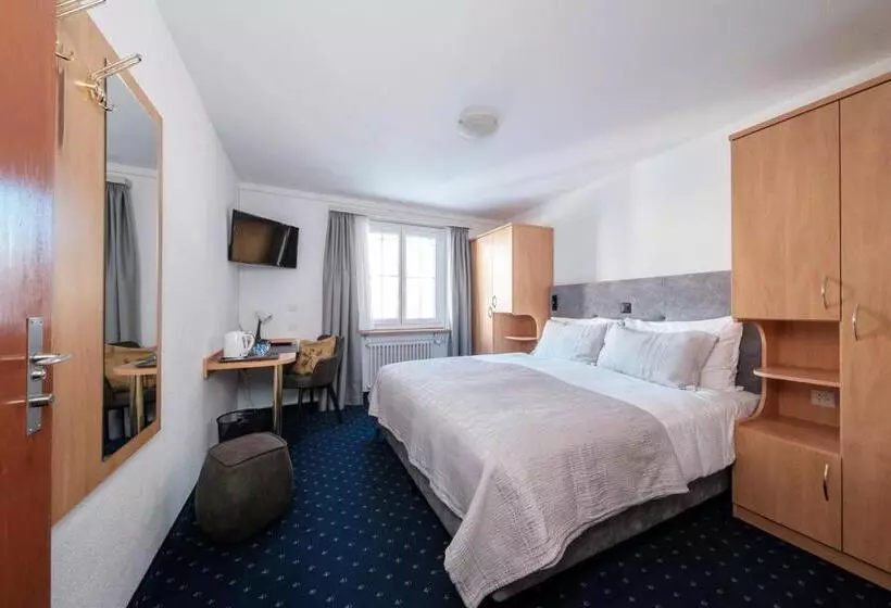 ホテル Bunda Davos