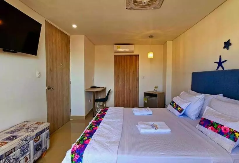 ホテル Carolina Del Mar