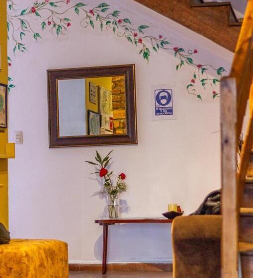 Отель Casa De Las Rosas