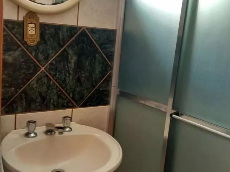 בית מלון כפרי Castel