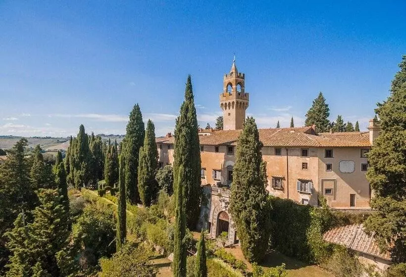 Otel Castello Di Montegufoni By Posarellivillas