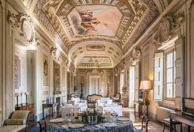 Otel Castello Di Montegufoni By Posarellivillas