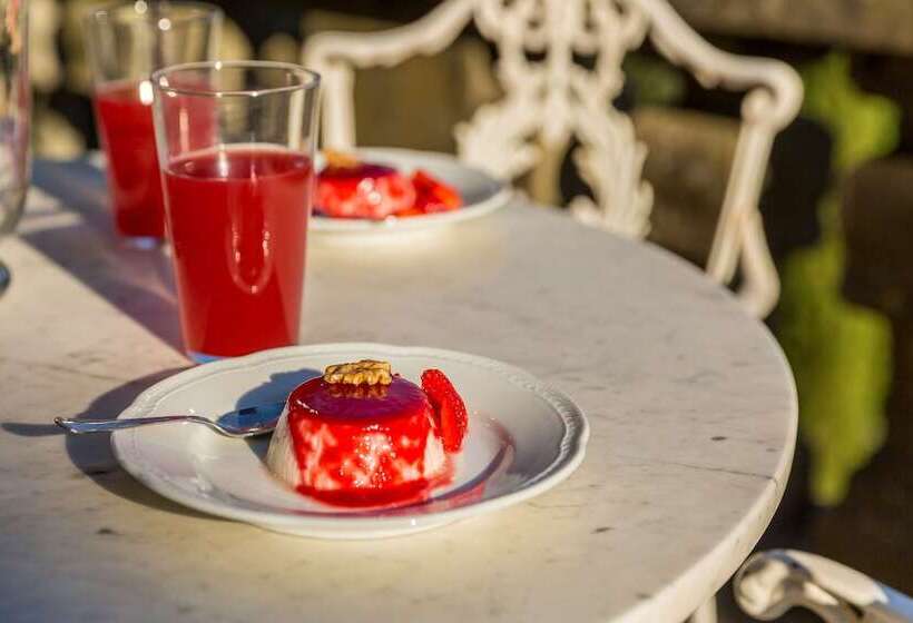 호텔 Castello Di Montegufoni By Posarellivillas