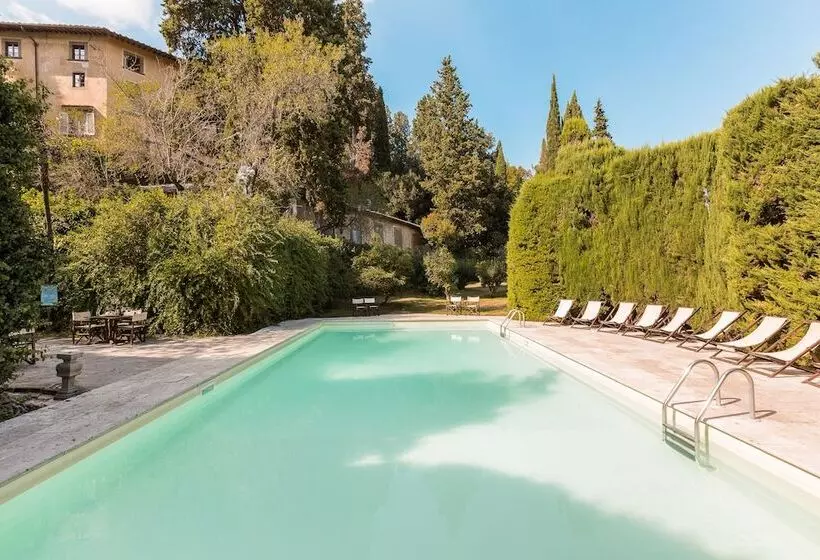Otel Castello Di Montegufoni By Posarellivillas
