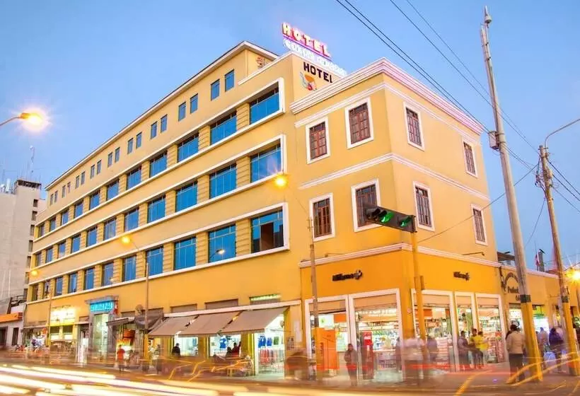 هتل Colon Plaza