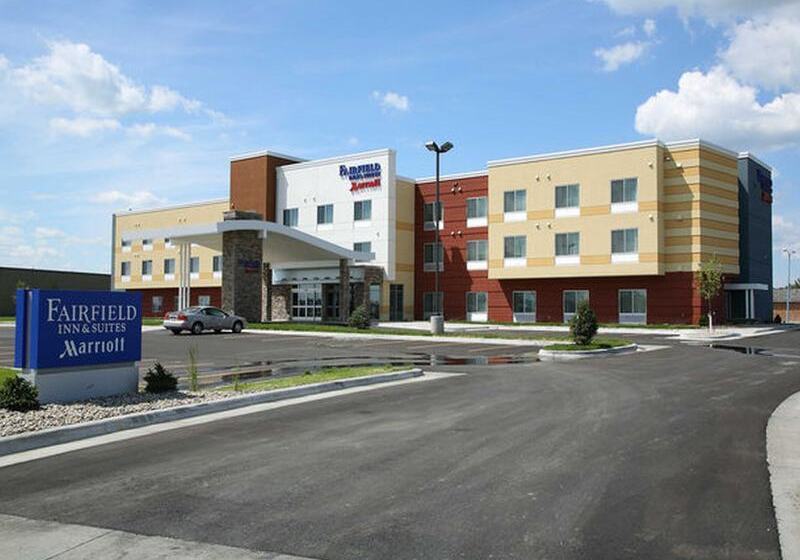 هتل Fairfield Inn & Suites By Marriott East Grand Forks