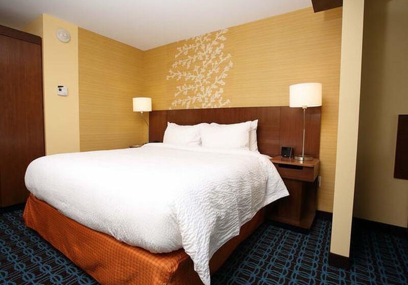 هتل Fairfield Inn & Suites By Marriott East Grand Forks