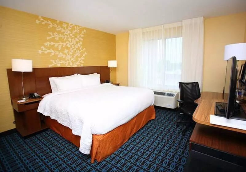 هتل Fairfield Inn & Suites By Marriott East Grand Forks