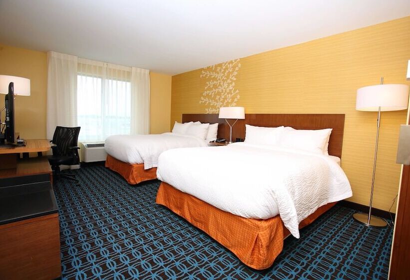 هتل Fairfield Inn & Suites By Marriott East Grand Forks