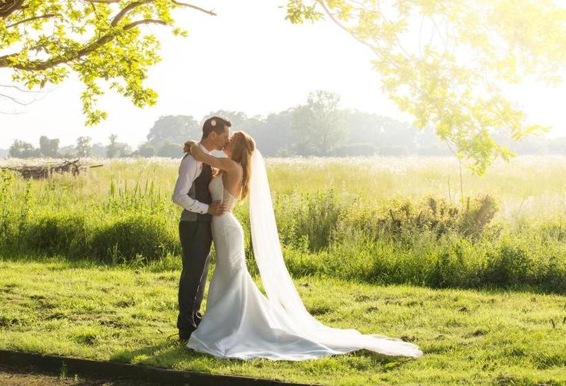 فندق Hadlow Manor