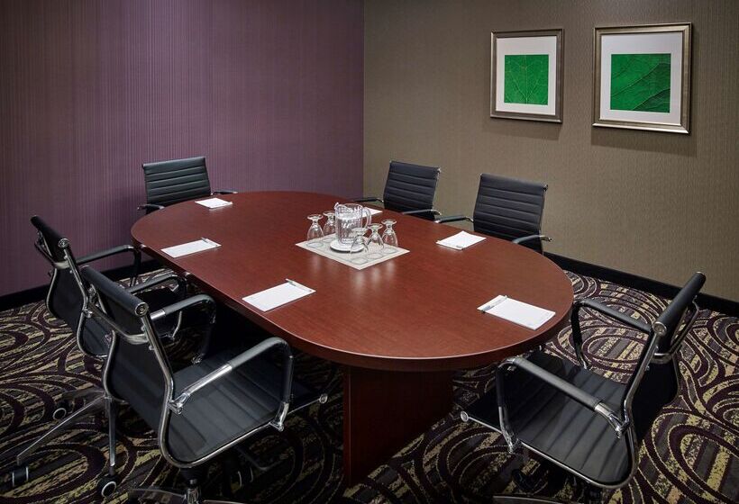 호텔 Hampton Inn By Hilton Timmins